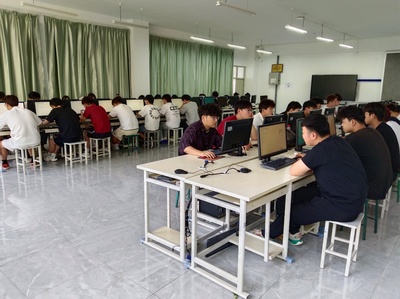 信息與智能工程學院組織學生參加Java Web應(yīng)用開發(fā)(中級)“1+X”職業(yè)技能等級證書考試
